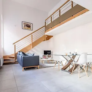 https://appartement-002-18-rue-matabiau-jeanne-d-arc-toulouse.midi-pyreneeshotels.com